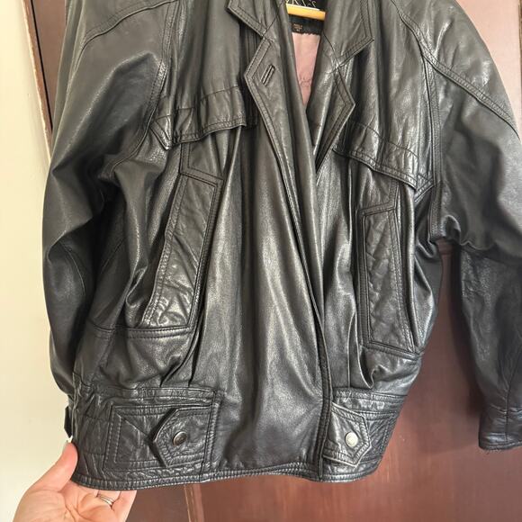 80s Vintage BYRNES & BAKER Biker style Long Lapel Black Leather Jacket | Medium - Picture 4 of 6